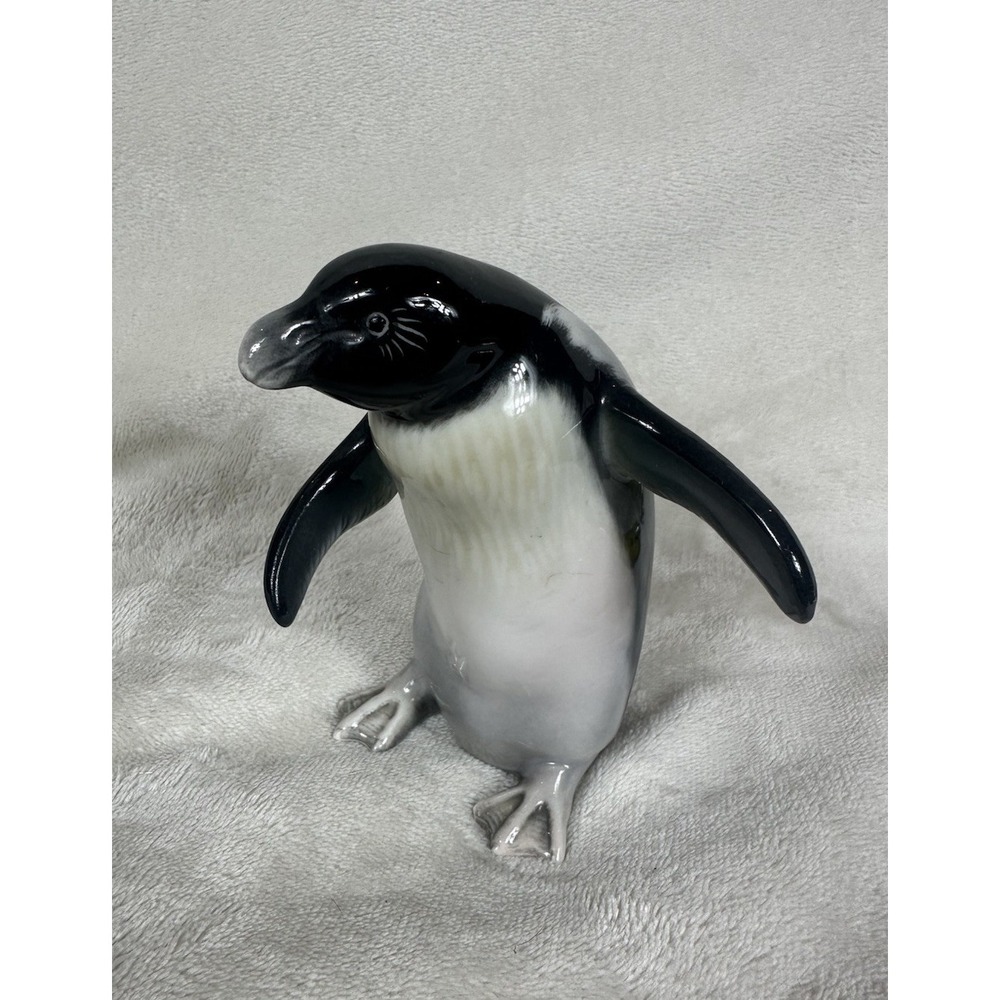 Metzler & Ortloff Penguin Figurine Fine Porcelain Animal Figure Germany Vintage